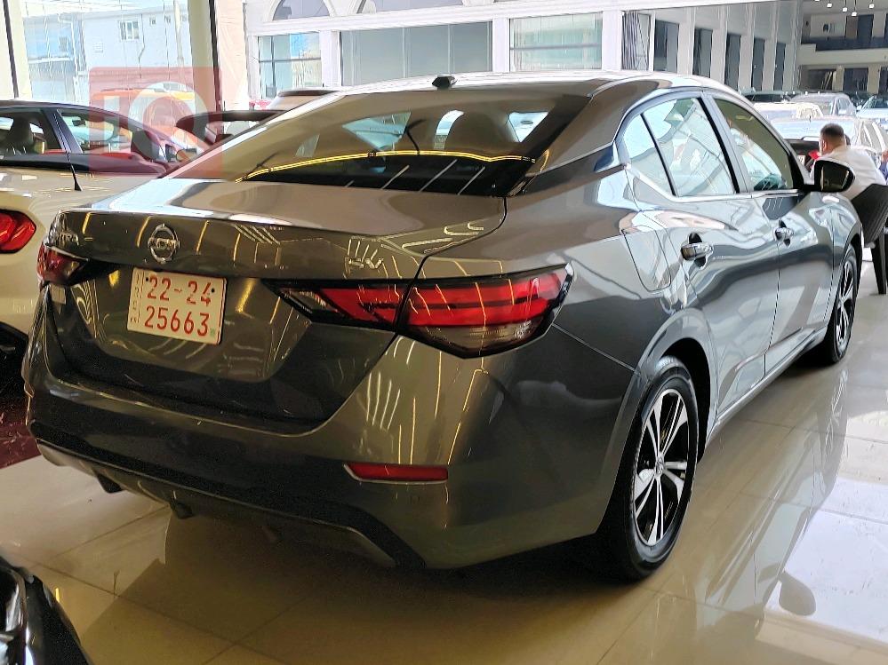 نیسان سێنترا